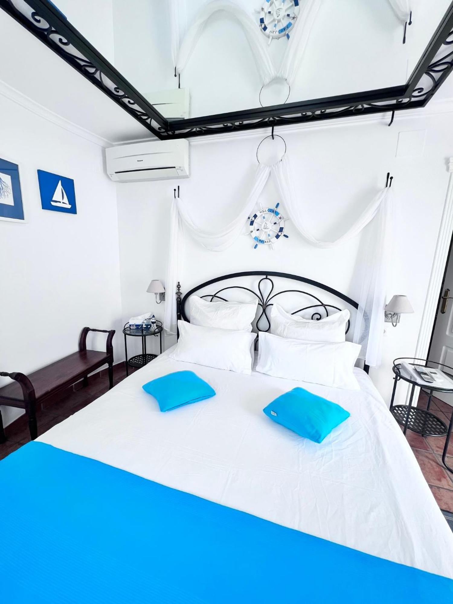 Atalaya Boutique 3*